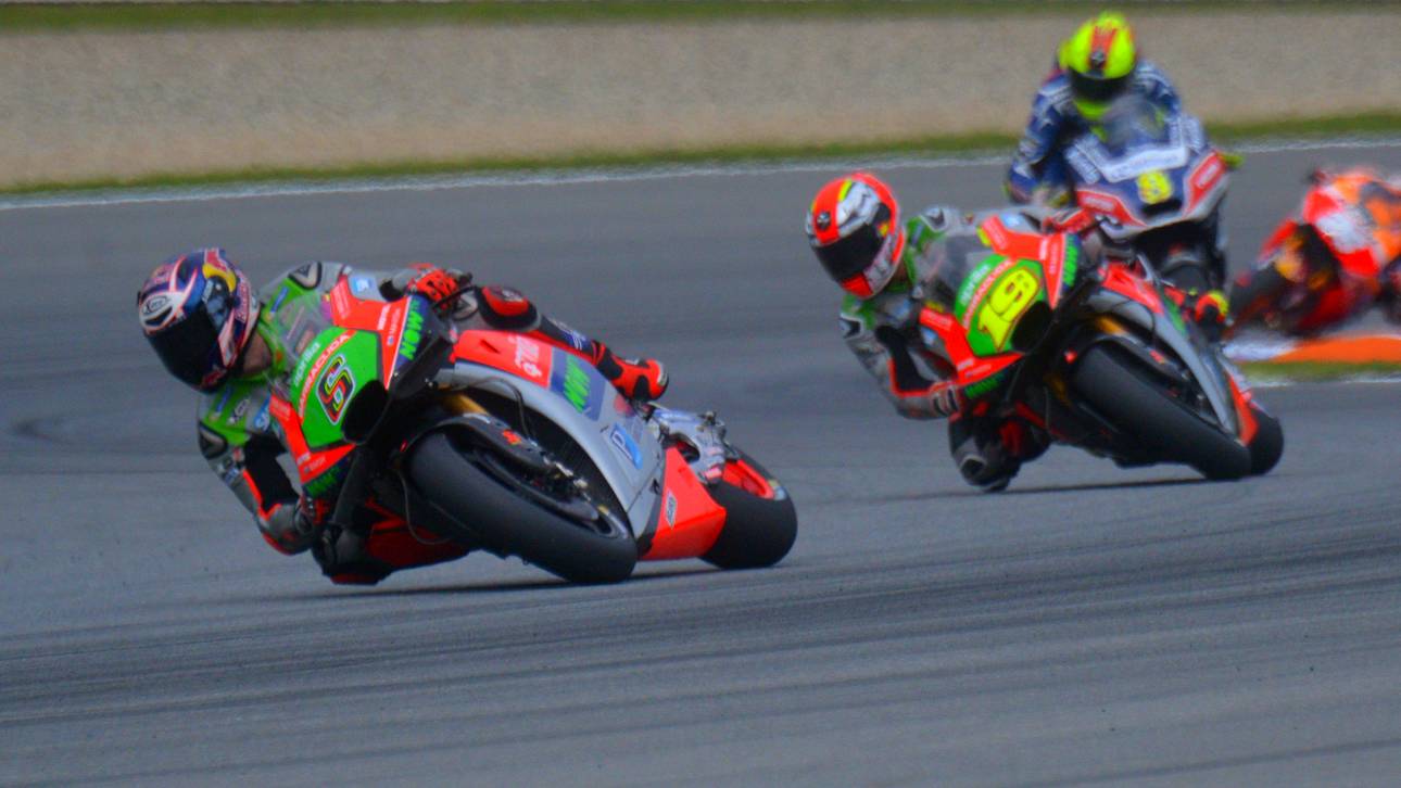 Bradl rettet zwei Punkte