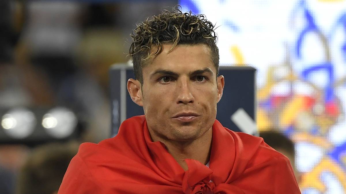 Nur Platz 24 gibt es für den amtierenden Weltfußballer. Cristiano Ronaldo kommt bei Real Madrid zwar dosierter zum Einsatz, dennoch traf der Portugiese 44 Mal in 44 Spielen. Der 33-Jährige kommt auf einen Marktwert von 103,4 Millionen Euro
