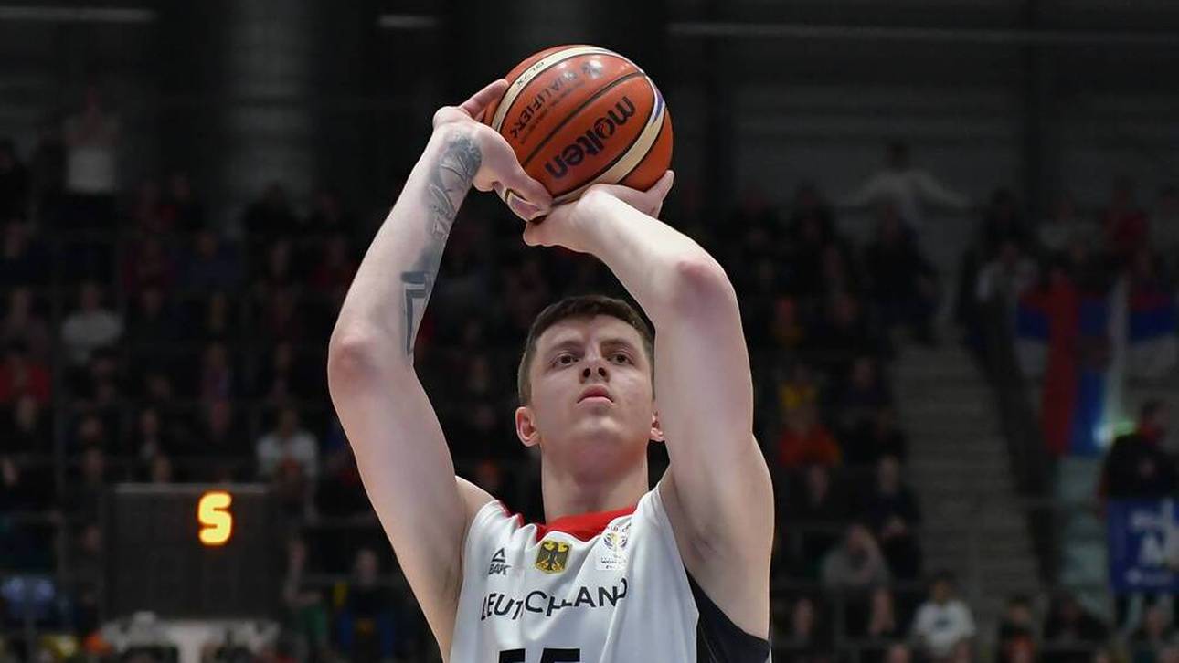 Ein junger Isaiah Hartenstein bei einem seiner letzten Auftritte für Deutschland 2018
