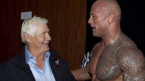 Pat Patterson (l.) galt als Entdecker von Dwayne "The Rock" Johnson