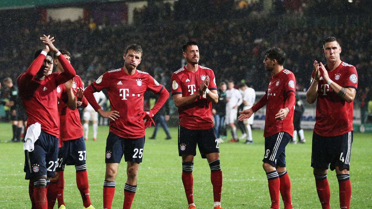 Bayern müht sich ins Achtelfinale
