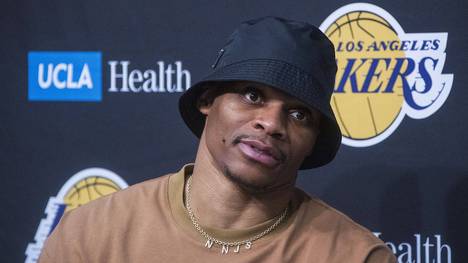 Lakers-Point-Guard Russell Westbrook hat gegen seinen Ex-Coach Frank Vogel nachgetreten, nachdem dieser von den L.A. Lakers gefeuert wurde.