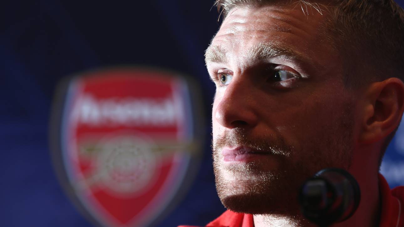 Mertesacker in Unfall verwickelt