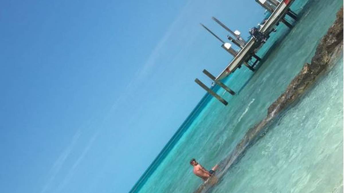 Aaron Hunt genießt derweil die Sonne auf den Bahamas