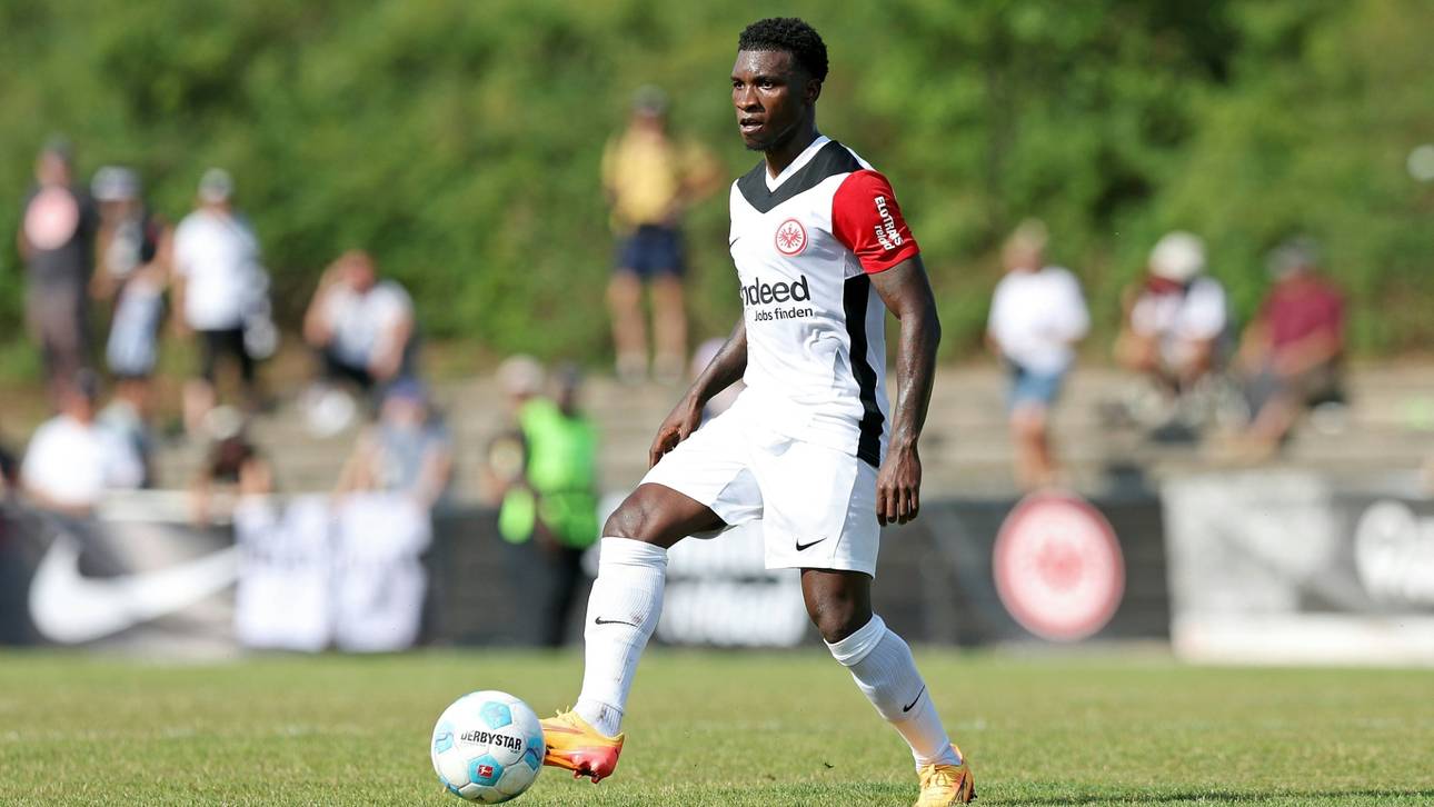 Fix: Frankfurt gibt Buta ab