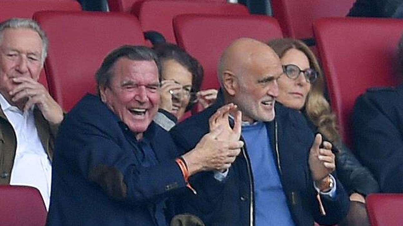 Füllkrug lässt den Altkanzler jubeln