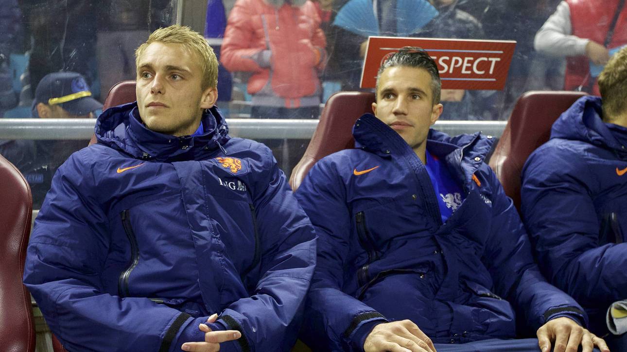 Oranje braucht Wunder – Ärger um van Persie