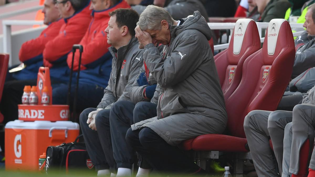 ARSENE WENGER: Der Franzose bewahrt aber auch ohne Mourinho nicht immer seine guten Manieren. Im Januar 2017 wurde er vom Feld geschickt, weil er sich über die Länge der Nachspielzeit beschwerte