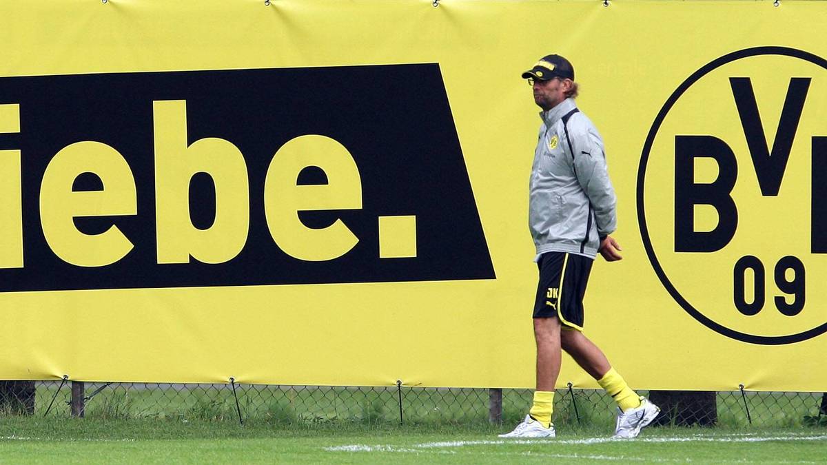 Klopp ist Meister und Pokalsieger, doch er will mehr. In der Saison 2012/13 sollen die nächsten Titel her, vor allem in der Champions League soll es endlich besser laufen 