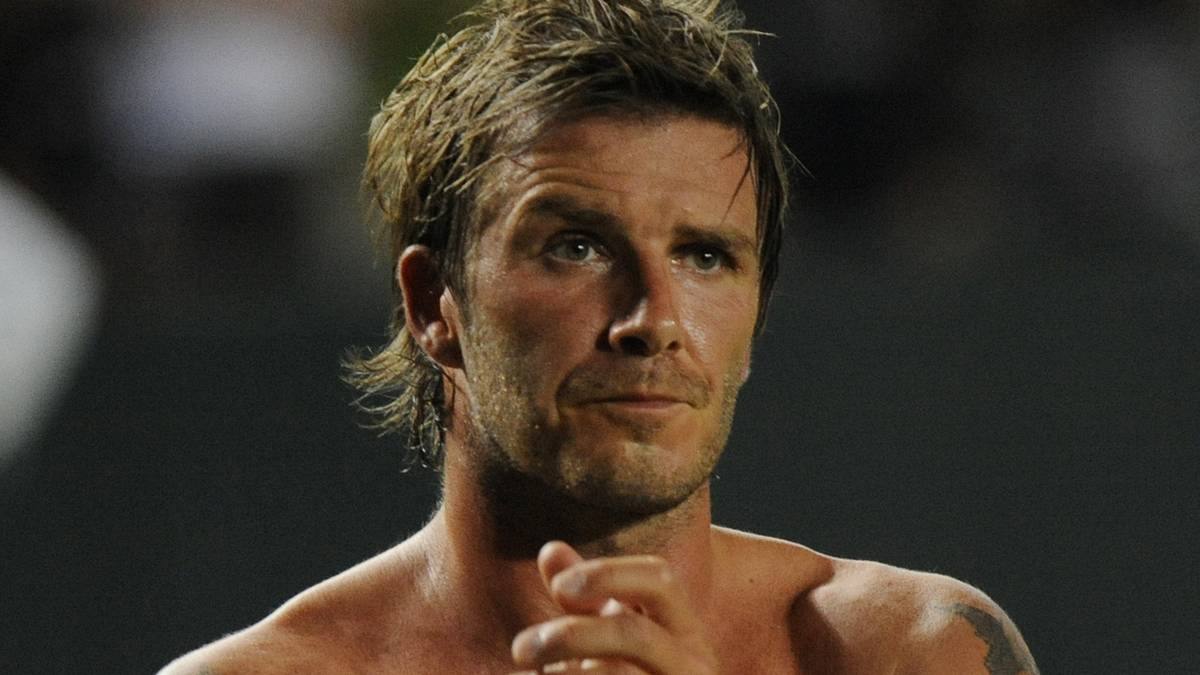 Von den 90ern bis heute gilt Beckham zudem als Stilikone - nicht zuletzt wegen seiner Tattoos