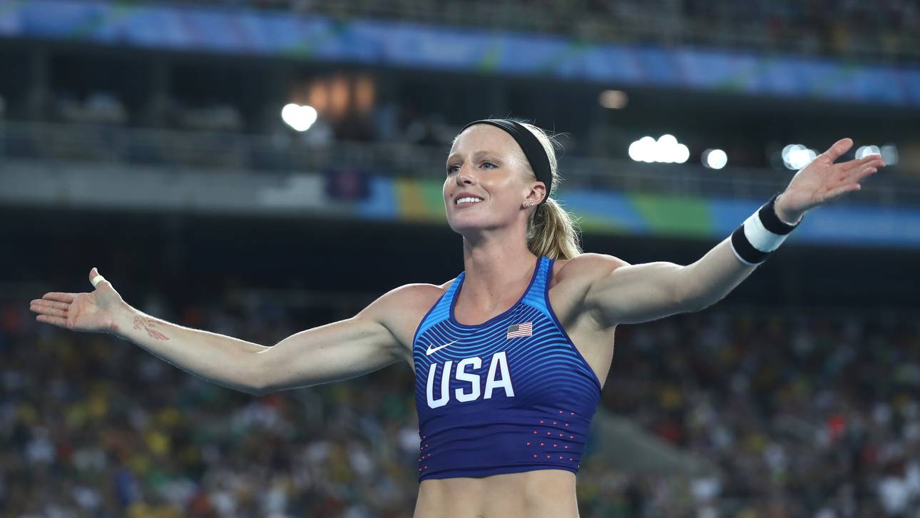 Amerikanerin entert Fünf-Meter-Klub