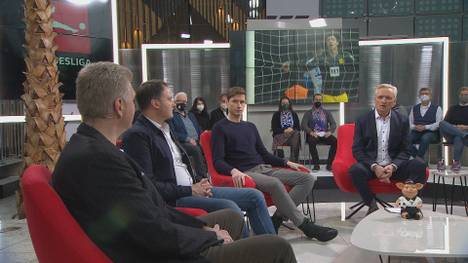 Borussia Dortmund liegt mittlerweile neun Punkte hinter dem FC Bayern München zurück. Die Doppelpass-Runde geht daher mit dem BVB hart ins Gericht.