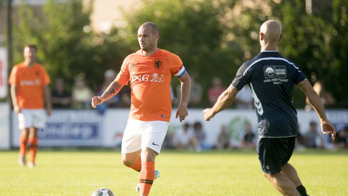 Wesley Sneijder lief bei einem Spiel in Utrecht für eine Oranje-Legendenauswahl auf