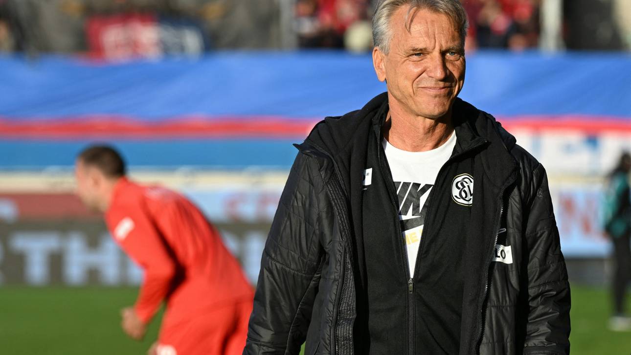 Elversberg verabschiedet acht Spieler