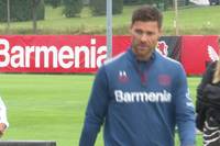 Trainer Xabi Alonso stärkt nach schwacher Vorstellung im Nationaldress den Rücken seines Leverkusener Abwehrchefs. 