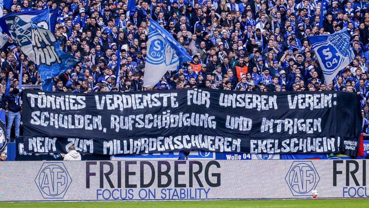 Heftige Kritik der Schalke-Fans