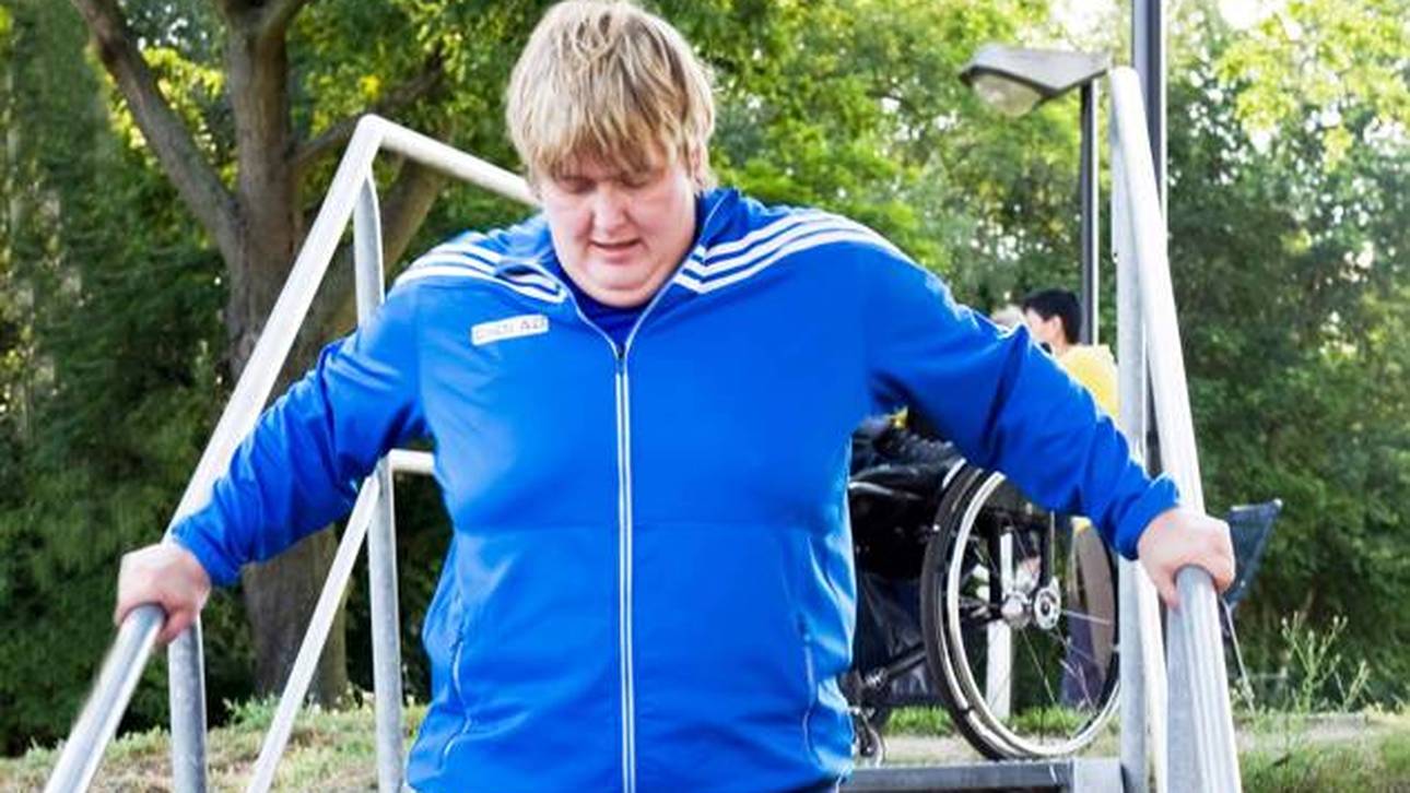 Ilke Wyludda beim Training für die Paralympics 2012