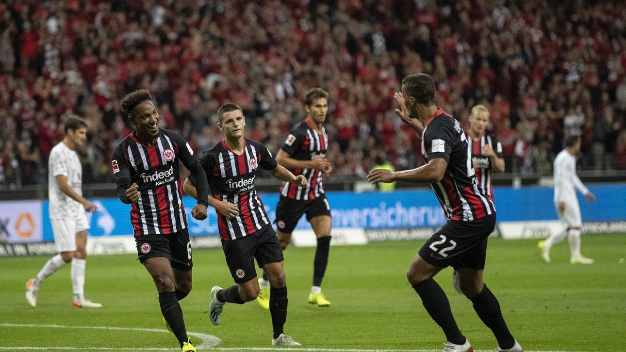 Eintracht zieht in Playoffs ein