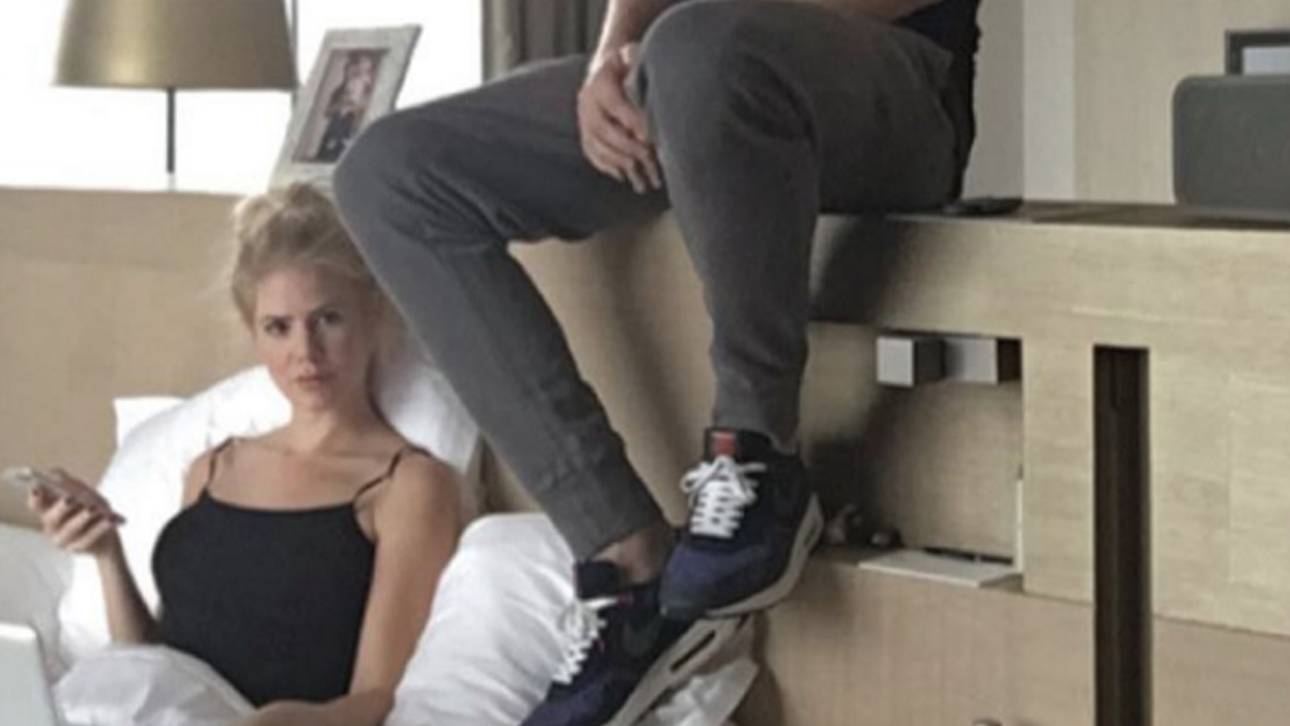 Sexy Post von „Lord“ Bendtner