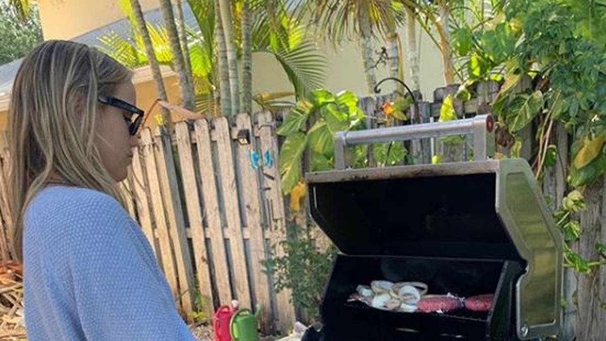 Shootingstar Sofia Kenin eröffnet schon mal dir Grillsaison