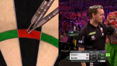 Im ersten Duell der Darts-WM zwischen Kevin Doets und Stowe Buntz trafen die ersten fünf Darts direkt das Triple-20-Feld!