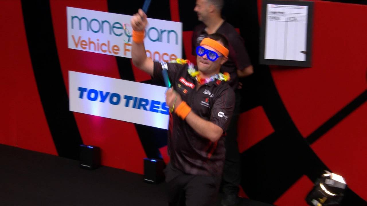 World Series of Darts Finals: Damon Heta mit spektakulärem Walk-on