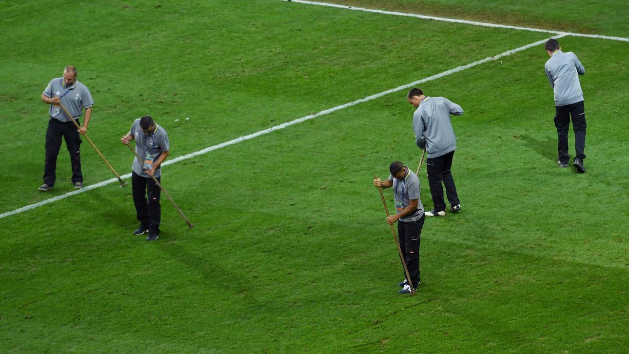 UEFA reagiert auf Rasenprobleme