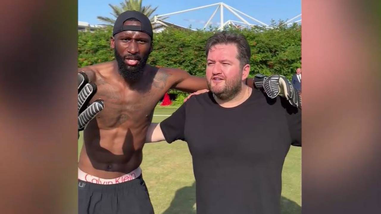 Antonio Rüdiger als Torwart! Prominenter Urlaubs-Kick in der Türkei