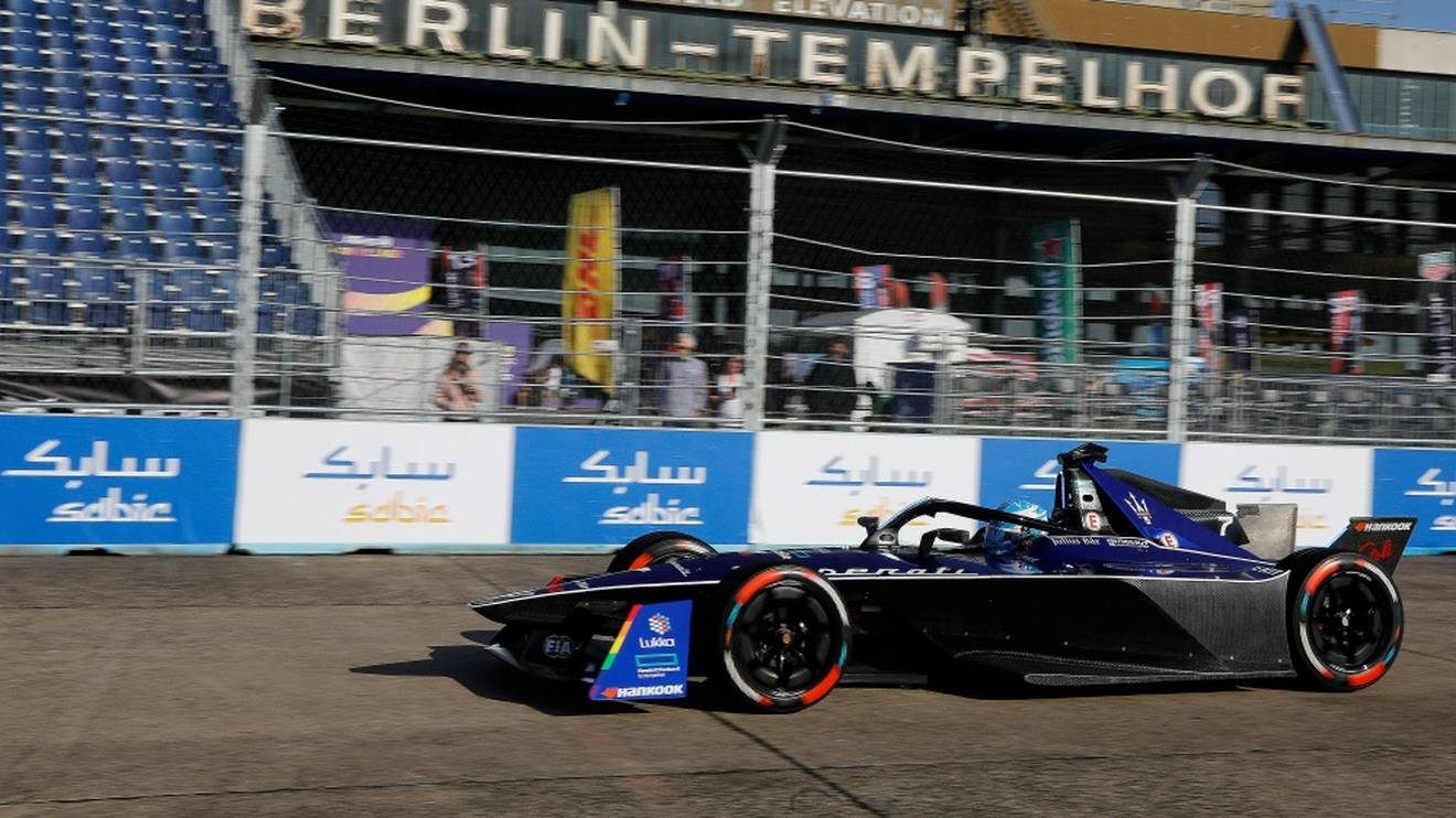 In his home race, Günther finished on the podium