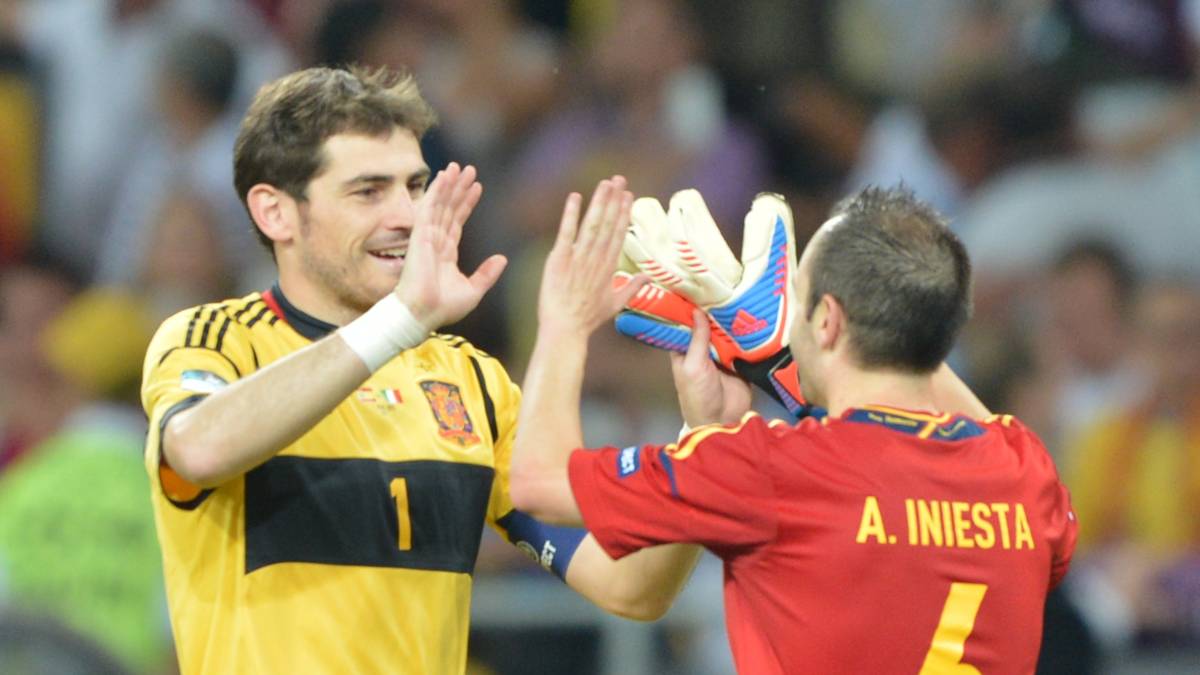 Spanish goalkeeper Iker Casillas and mid