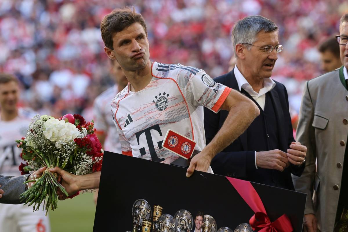 Die Entscheidung um die Zukunft von Thomas Müller ist wohl gefallen. Nach übereinstimmenden Medienberichten steht der Kult-Kicker vor einem Engagement in der nordamerikanischen MLS. 