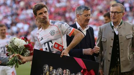 Die Entscheidung um die Zukunft von Thomas Müller ist wohl gefallen. Nach übereinstimmenden Medienberichten steht der Kult-Kicker vor einem Engagement in der nordamerikanischen MLS. 