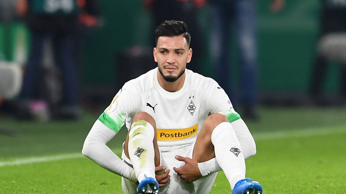 Ramy Bensebaini (bis 30. Minute): RAMY BENSABAINI: Kommt gut in die Partie und überzeugt mit einer technisch starken Offensivaktion, als er im BVB-Strafraum Zagadou vernascht. Muss in der 30. Minute verletzt raus. SPORT1-Note: 3 
