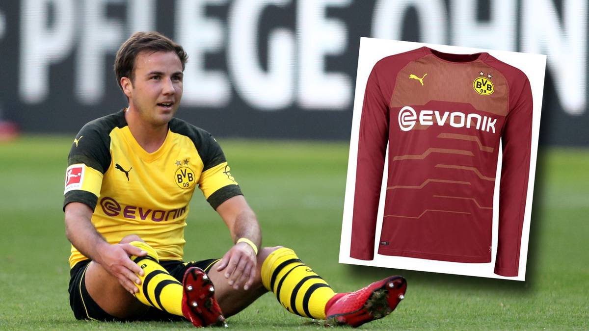 Nanu? Offenbar könnte der BVB demnächst auch mal in ganz anderen Farben auflaufen. Weinrot ist das neue Ausweichtrikot der Dortmunder