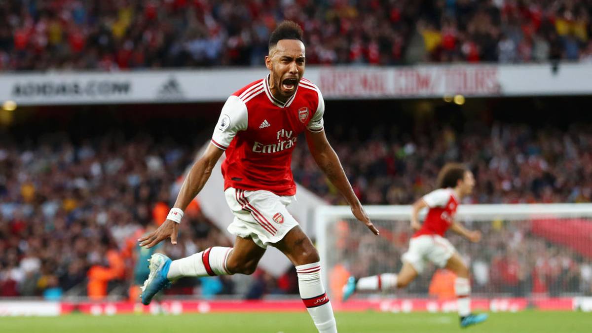 Auch Ex-BVB-Stürmer Pierre-Emerick Aubameyang erzielt einen wichtigen und viel umjubelten Treffer für Arsenal, während in Spanien und Frankreich zwei Top-Stars zu Matchwinner werden