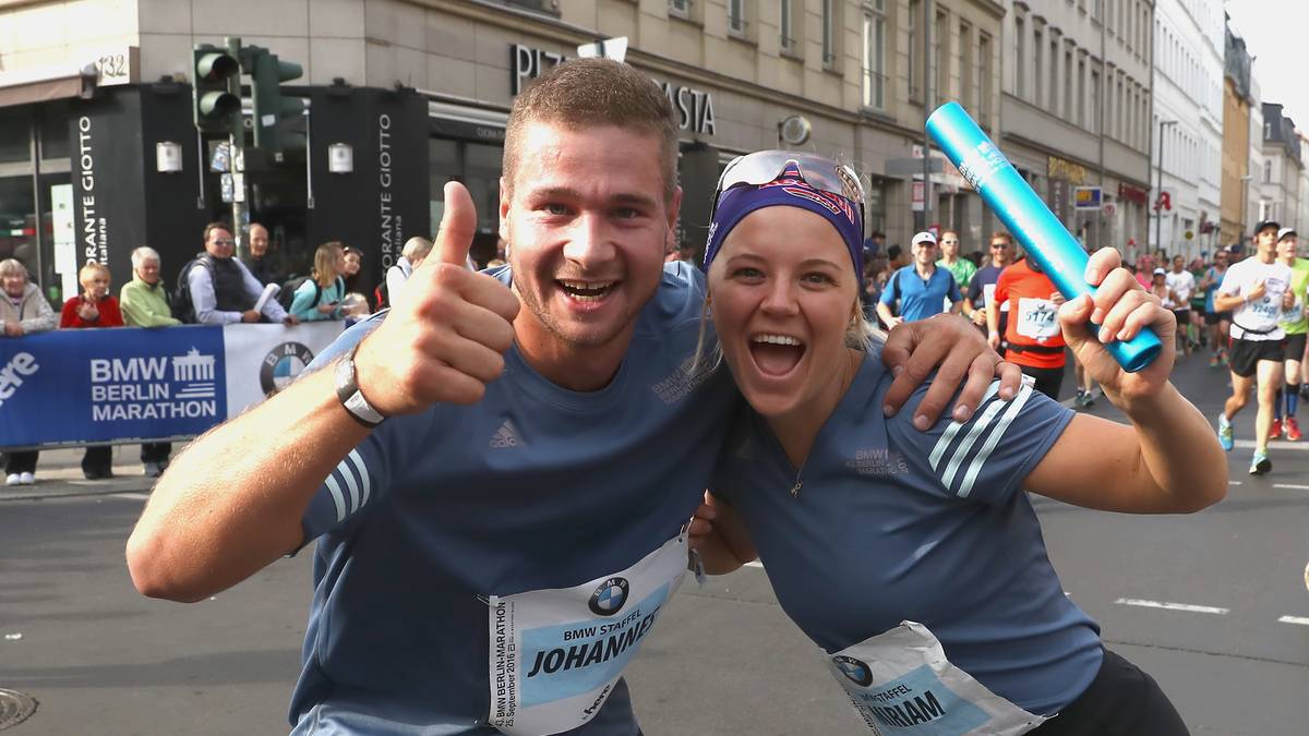 Auch er widmet sich im Sommer gerne anderen Sportarten. 2016 nahm er gemeinsam mit Biathlon-Ass Miriam Gössner am Berlin Marathon teil