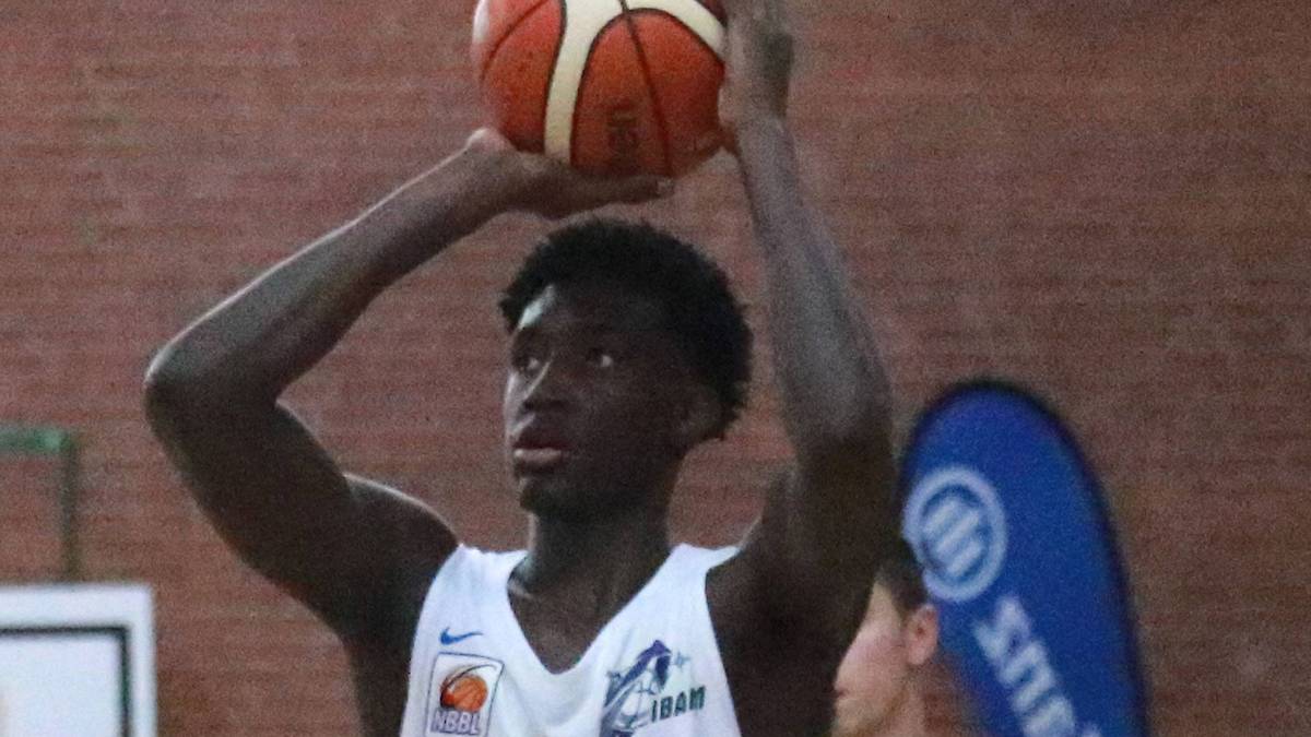 ISAIAH IHNEN (Forward; Minnesota; Freshman): Der 19-Jährige spielt am liebsten auf der Vier und überzeugte für die Internationale Basketball Akademie München in der NBBL: 12,7 Punkte, 7,9 Rebounds. Mit der U20 gewann "Zay" 2019 EM-Bronze und spielt nun für die Golden Gophers