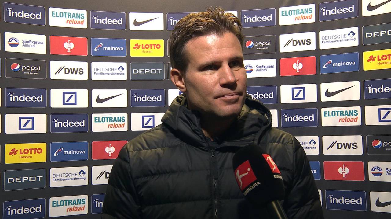 Hier verkündet Rekord-Schiri Felix Brych seine schwerwiegende Verletzung