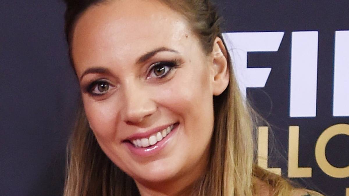 An seiner Seite wird Luka Modric dirigieren. Das ist seine Frau Vanja