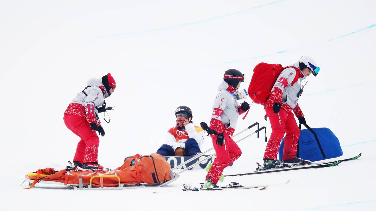 Sofort eilten Rettungskräfte herbei, die dem Teenager erste Hilfe leisteten