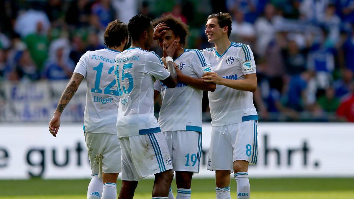 Ansonsten haben die Anhänger der Gastgeber wenig Grund zur Freude: Eric Maxim Choupo-Moting und Klaas-Jan Huntelaar erzielen Schalkes Treffer Nummer zwei und drei