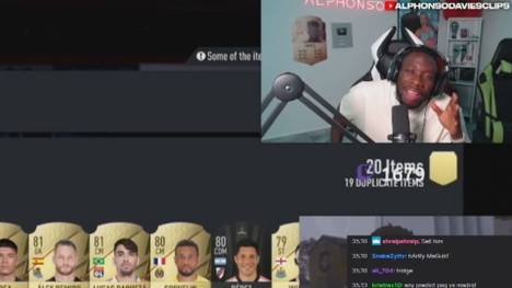 Superstar Cristiano Ronaldo muss sich bei Manchester United Harry Maguire unterordnen - Bayern-Star Alphonso Davies kann das kaum glauben und macht sich über Manchesters Prügelknaben lustig.