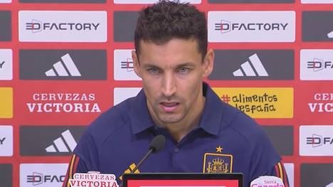 Jesus Navas vergleicht den aktuellen Kader mit den spanischen EM-Helden von 2012. Der Rechtsverteidiger glaubt, dass das aktuelle Team "viel Hunger" habe.