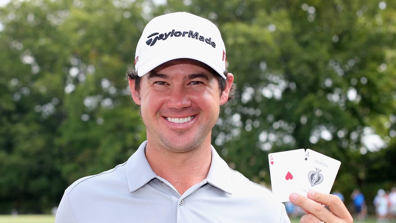 Harman gelingen zwei Hole-in-One