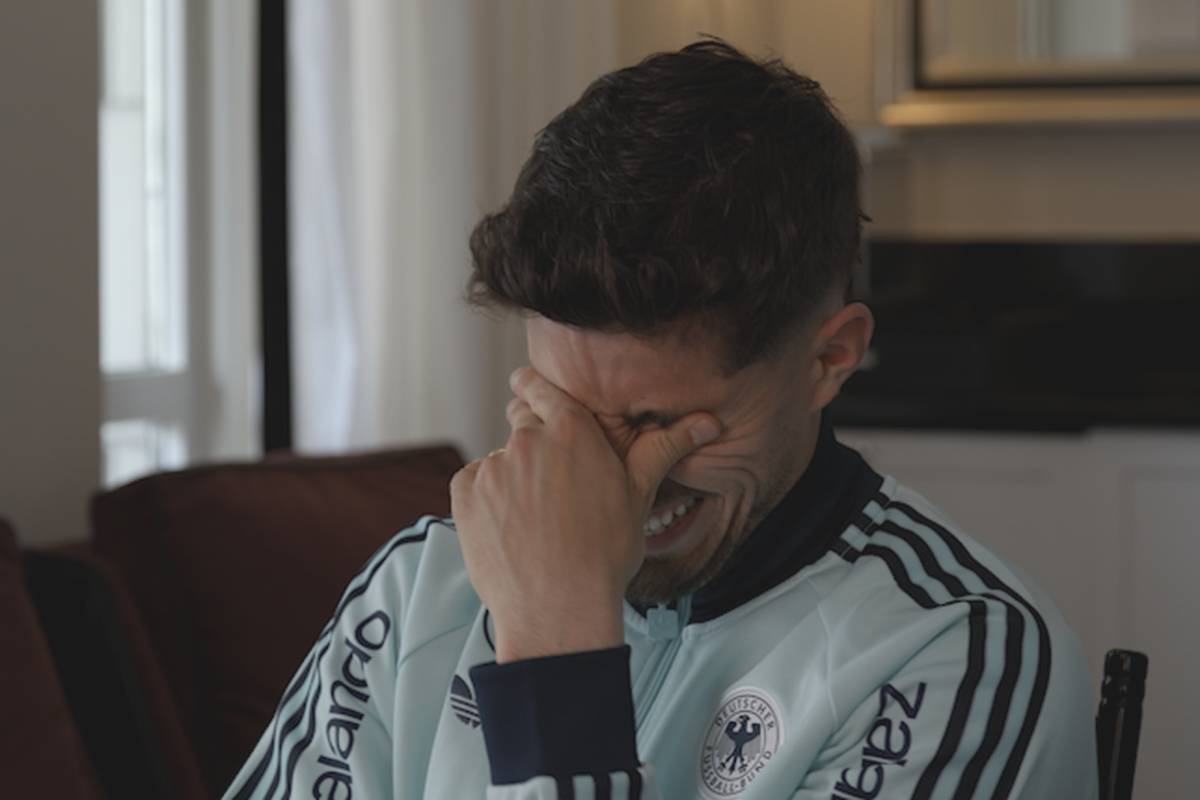 "Was machen Sie wegen ihrem Aussehen, Herr Havertz?"