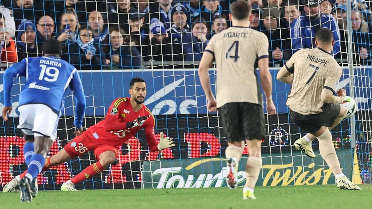 Keeper mit irrem Debüt gegen Mbappé