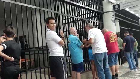 Der Rückkehr von Neymar zu seinem brasilianischen Heimatverein FC Santos löst große Begeisterung aus. Viele Fans bemühen sich um eine Mitgliedschaft, um ihren Helden spielen zu sehen.