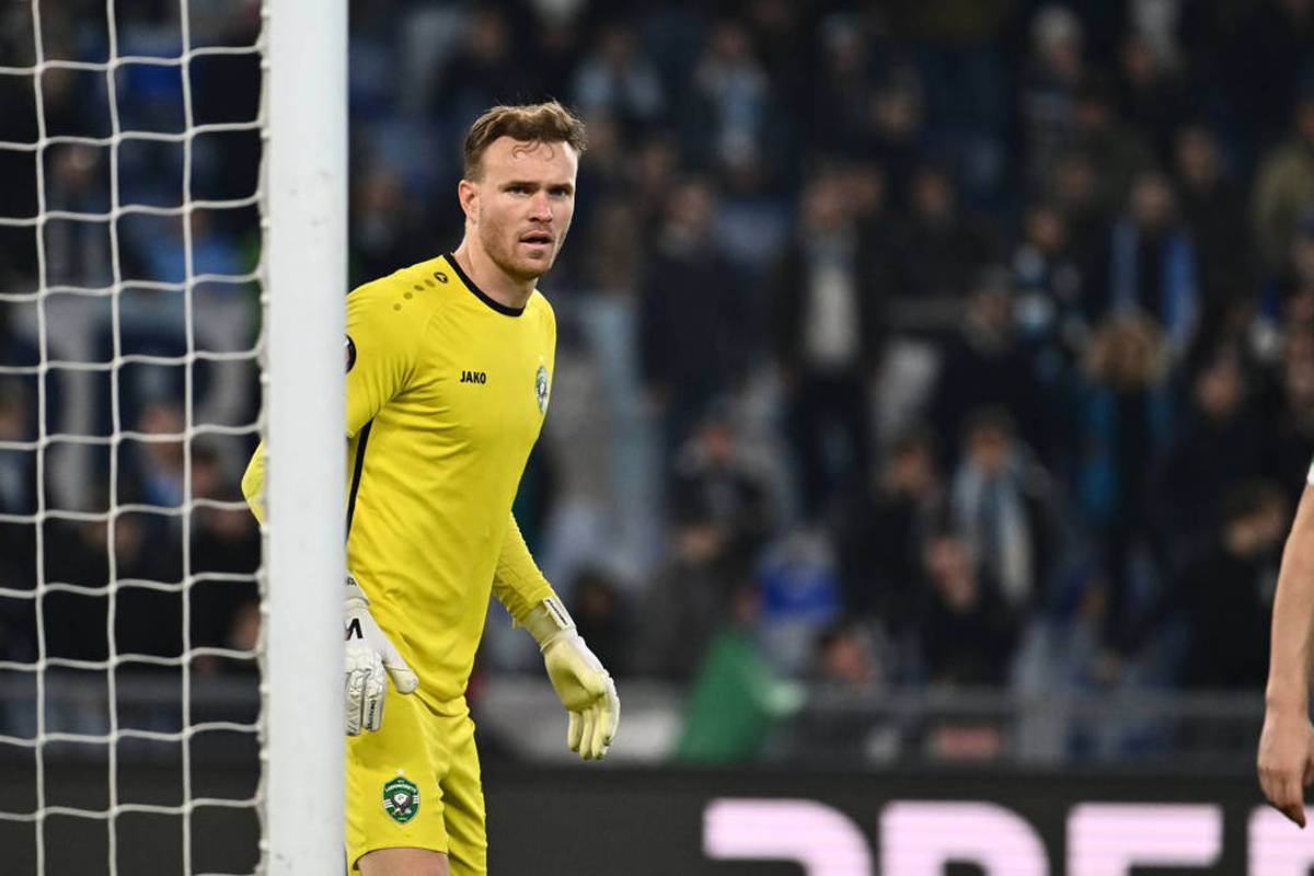 Torwart-Überraschung bei Bayern?