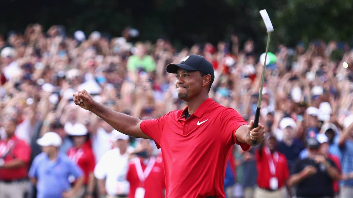 Bei der Tour Championship in Atlanta gewinnt Woods schließlich sein 80. Turnier auf der PGA Tour 