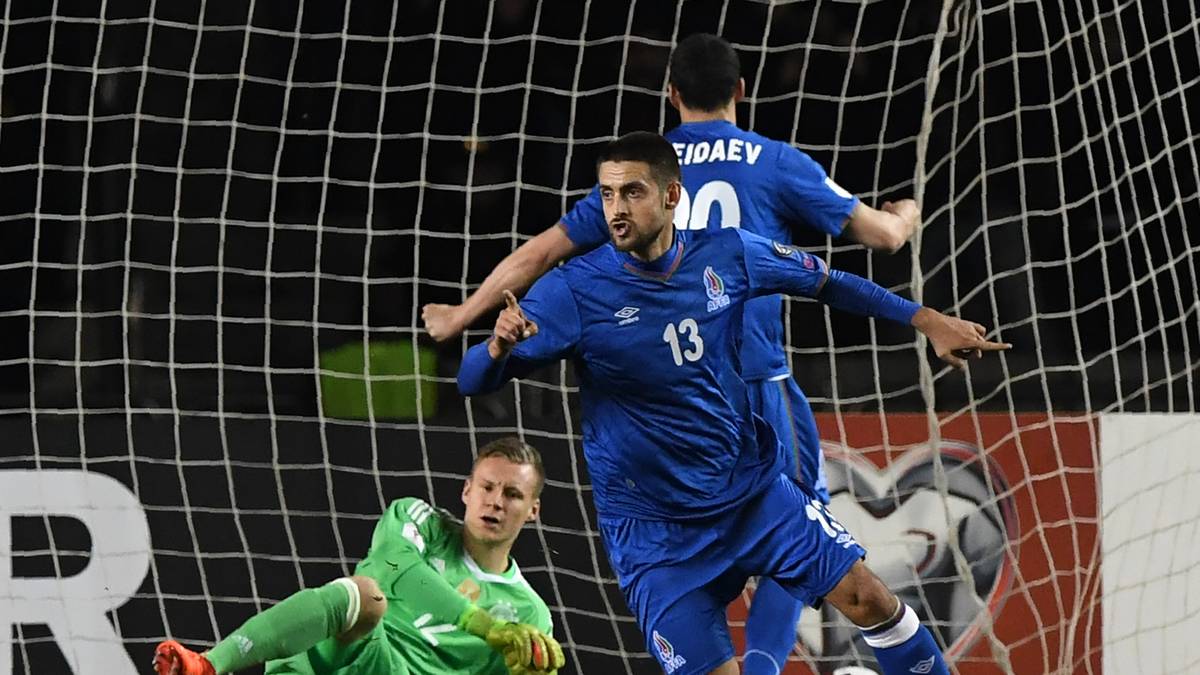 Dann der Schock: Deutschland-Legionär Dimitrij Nazarov gleicht überraschend aus. Der Mittelfeldakteur kämpft mit Erzgebirge Aue um den Klassenerhalt in der 2. Bundesliga
